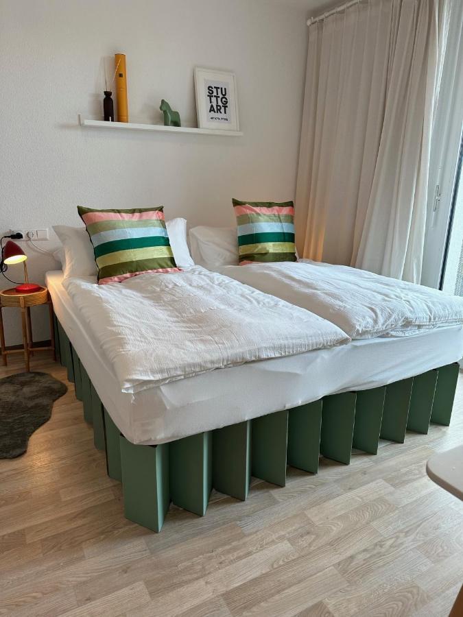 Stilvolles Und Modernes Appartement Mit Sonnigem Balkon In Flughafen- Und Messenaehe 31 Leinfelden-Echterdingen Exterior foto